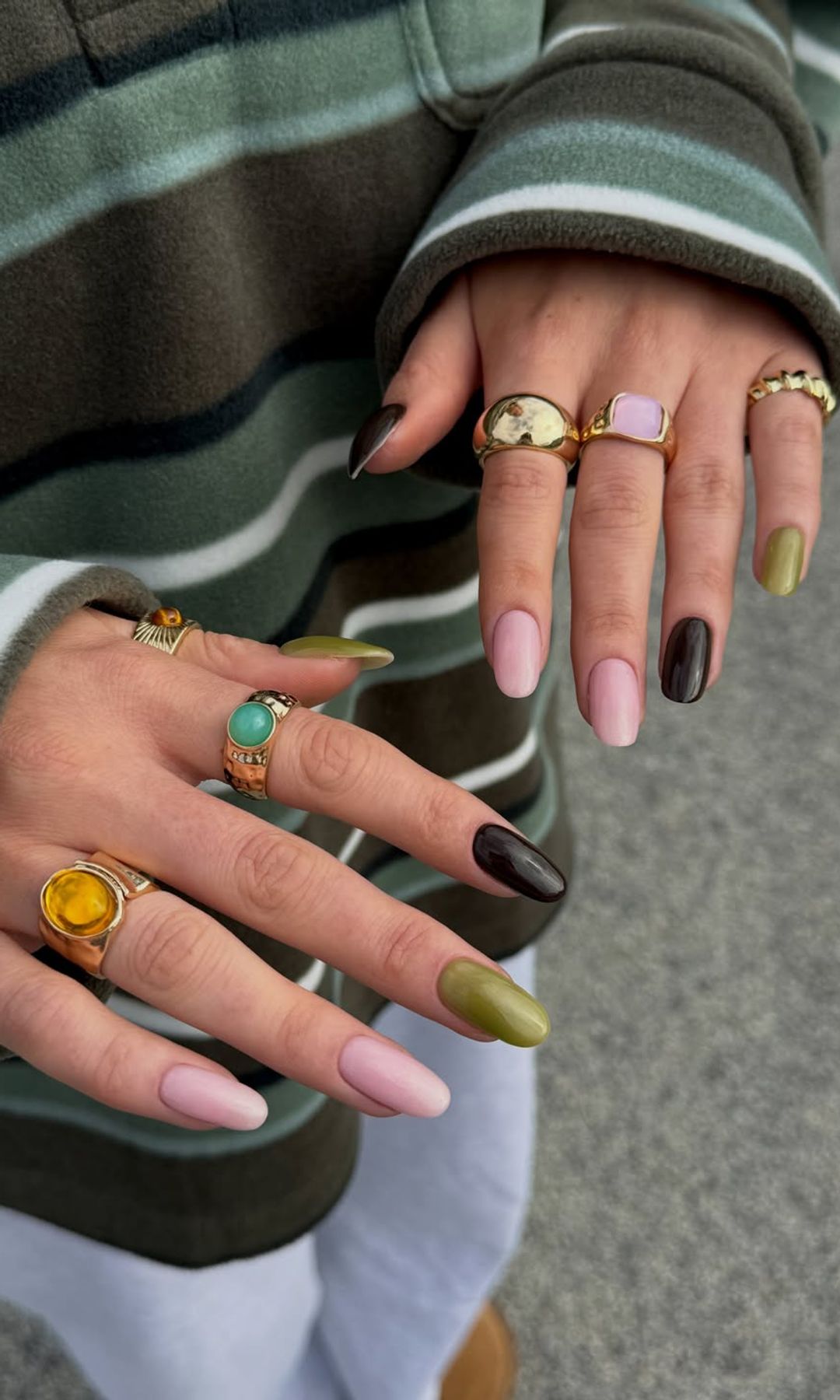 Manicura multicolor para otoño