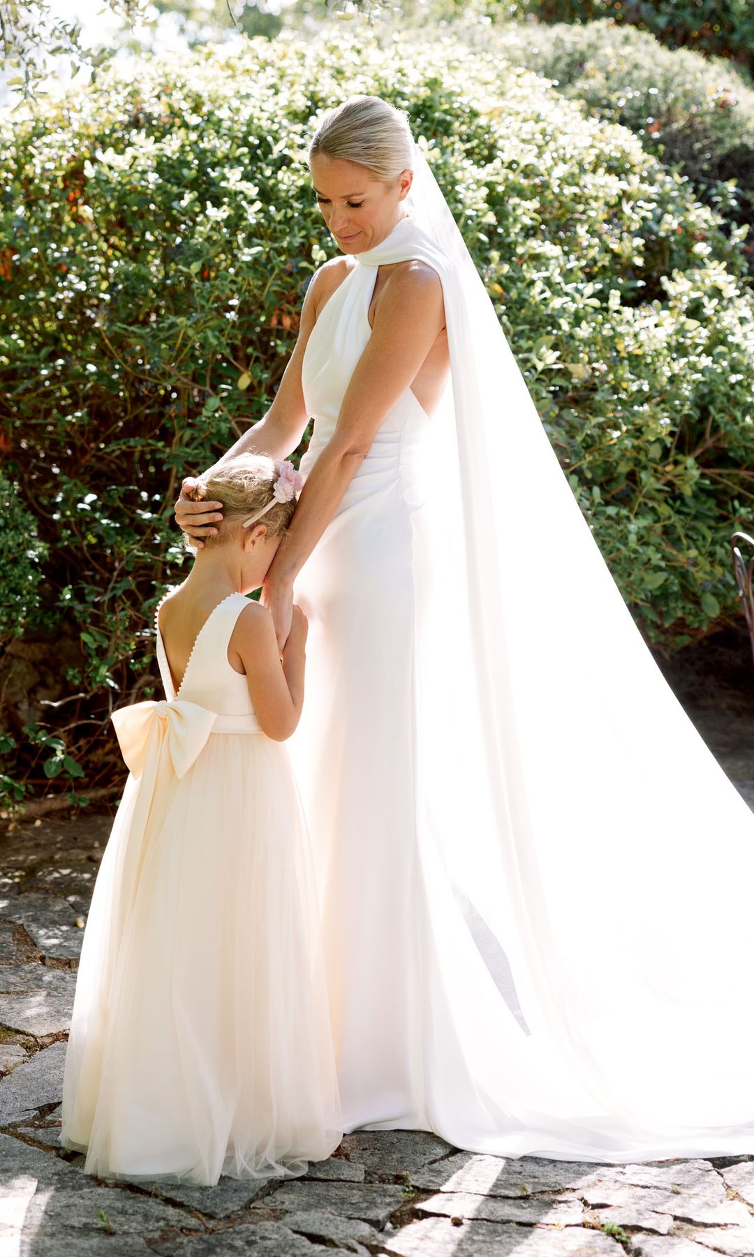 Pascalle junto a su hija