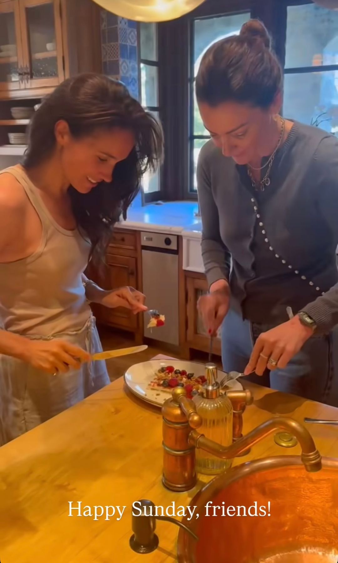 Meghan Markle cocinando