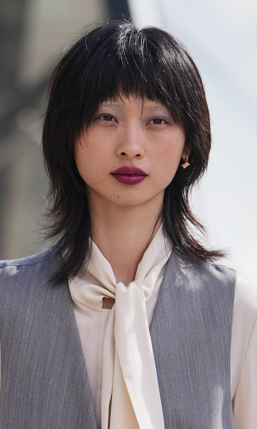  Corte de pelo con capas y flequillo