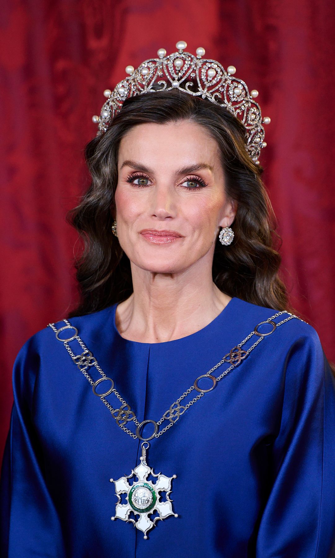 Un vistazo a la tiara de la reina Letizia.