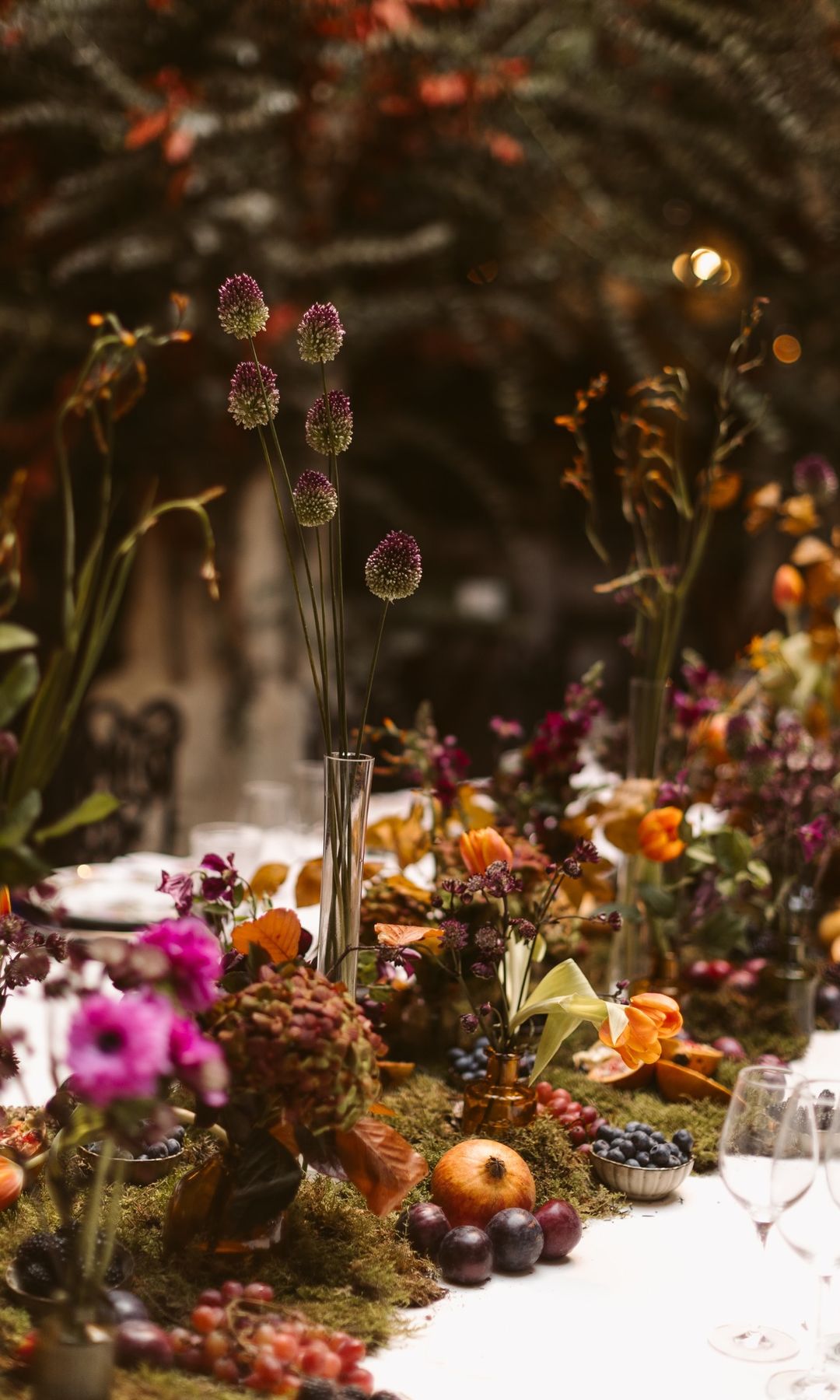 Flores de otoño para decoración de bodas frutas