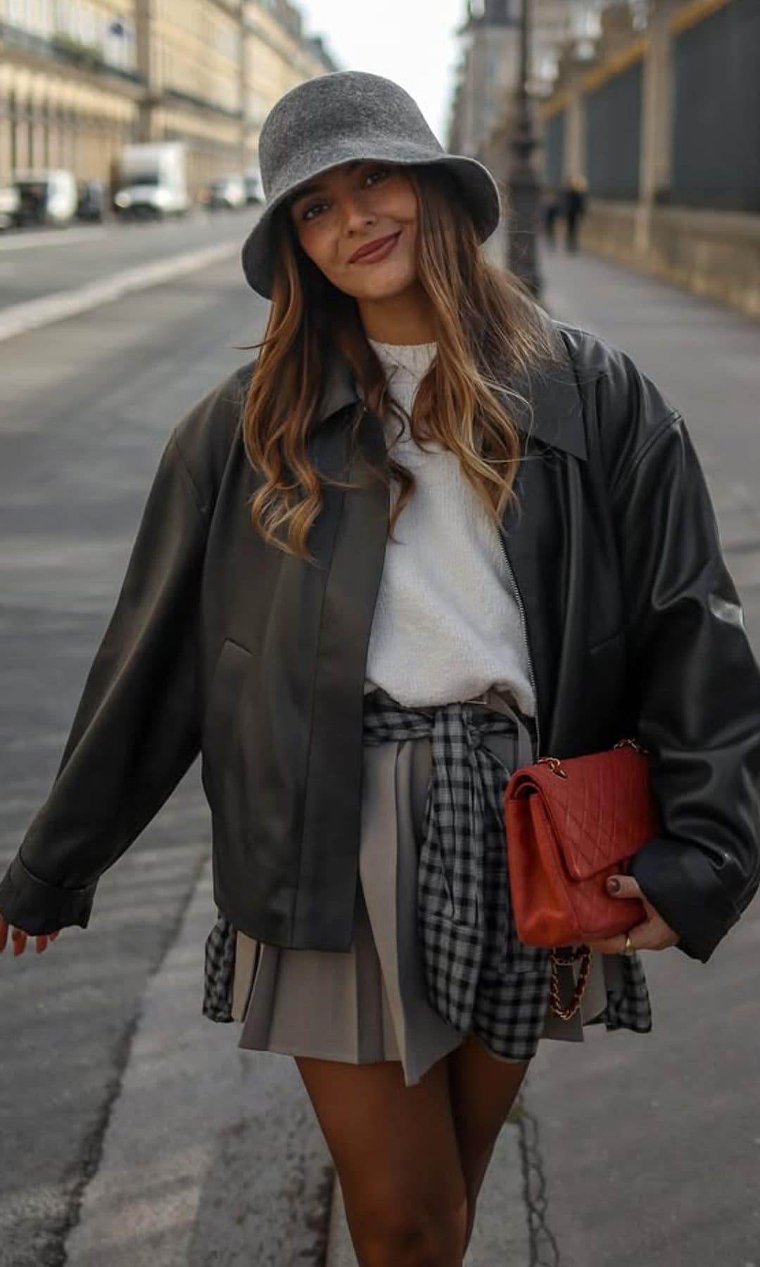 ¿Cambio de armario? Nuestra estilista lo hace fácil con el mejor consejo: "Estas prendas te sirven durante todo el año"