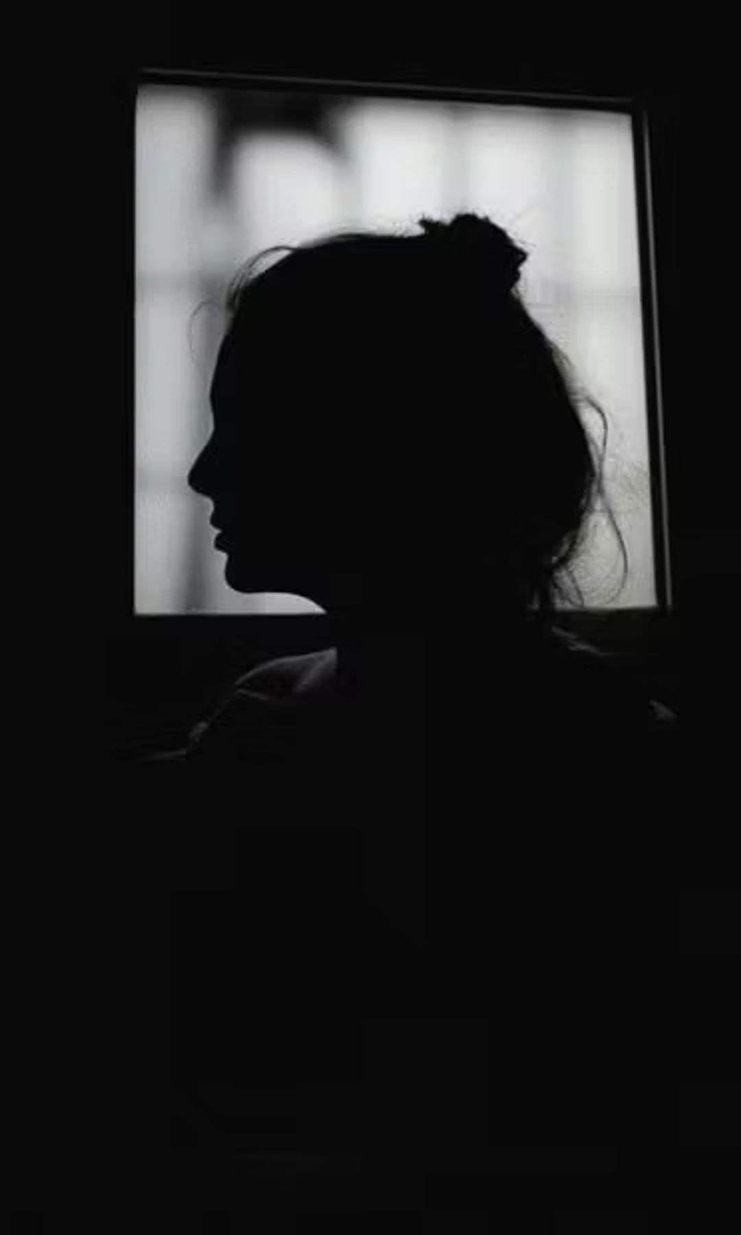 Javier Rey celebró el 35 cumpleaños de Blanca Suárez con una fotografía artística de la actriz a contraluz