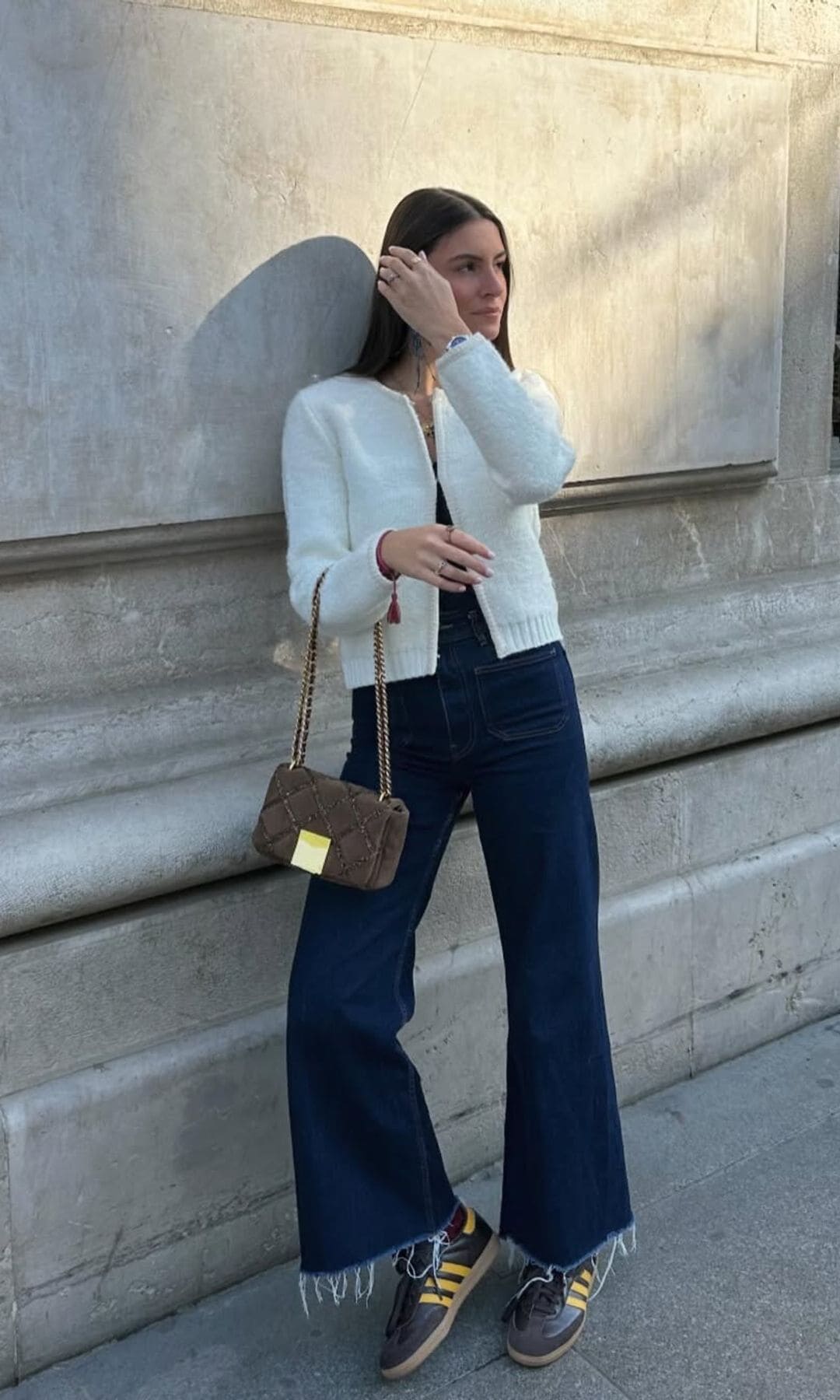 vaqueros y chaqueta cropped