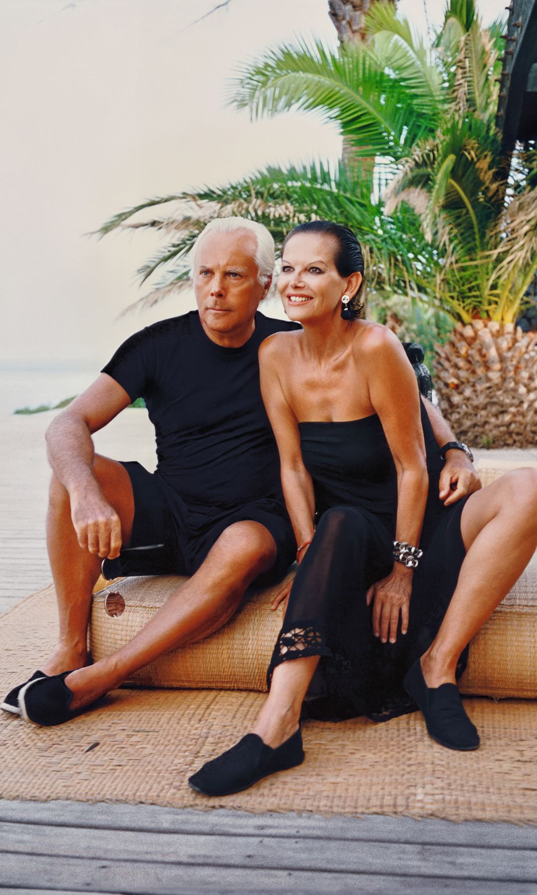 GIORGIO ARMANI NOS INVITA A SU PARAÍSO DE PANTELLERIA, LA ISLA VOLCÁNICA E INDÓMITA QUE LE ENAMORÓ HACE 40 AÑOS