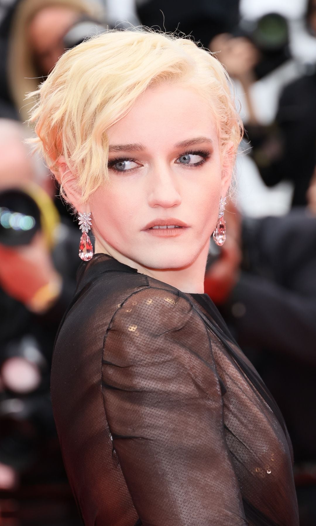 Julia Garner