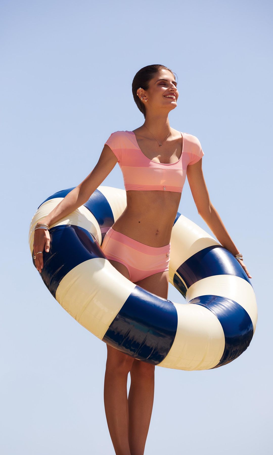 HOLA FASHION 142 NURIA ROTHSCHILD