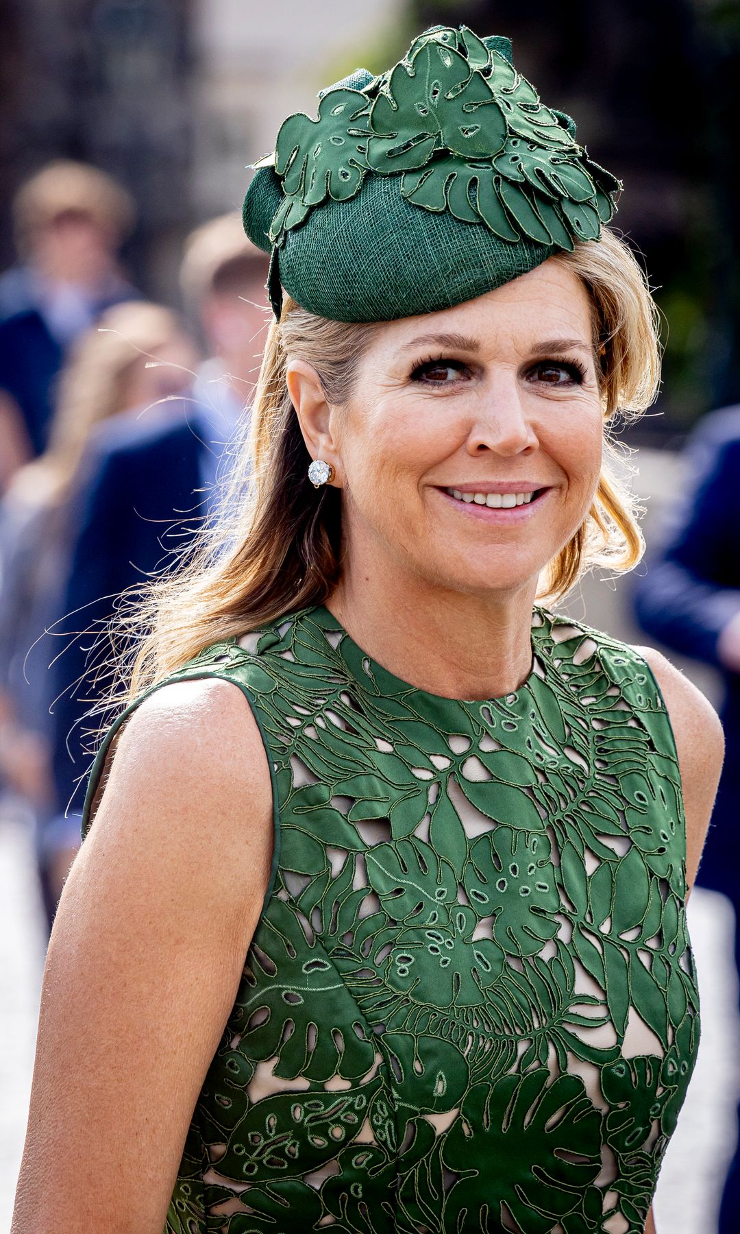 Máxima siempre ha resaltado por elegir colores vibrantes para sus atuendos oficiales.