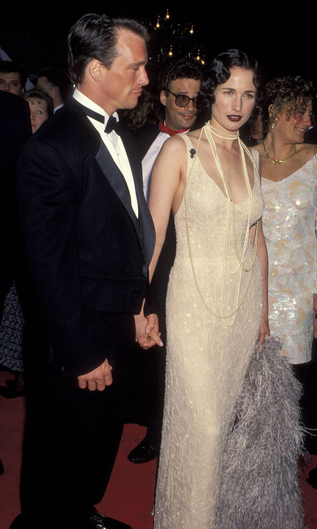 ¡HOLA! FASHION Margaret Qualley o por qué no importa que seas una estrella de Hollywood para que le quites ropa a tu madre