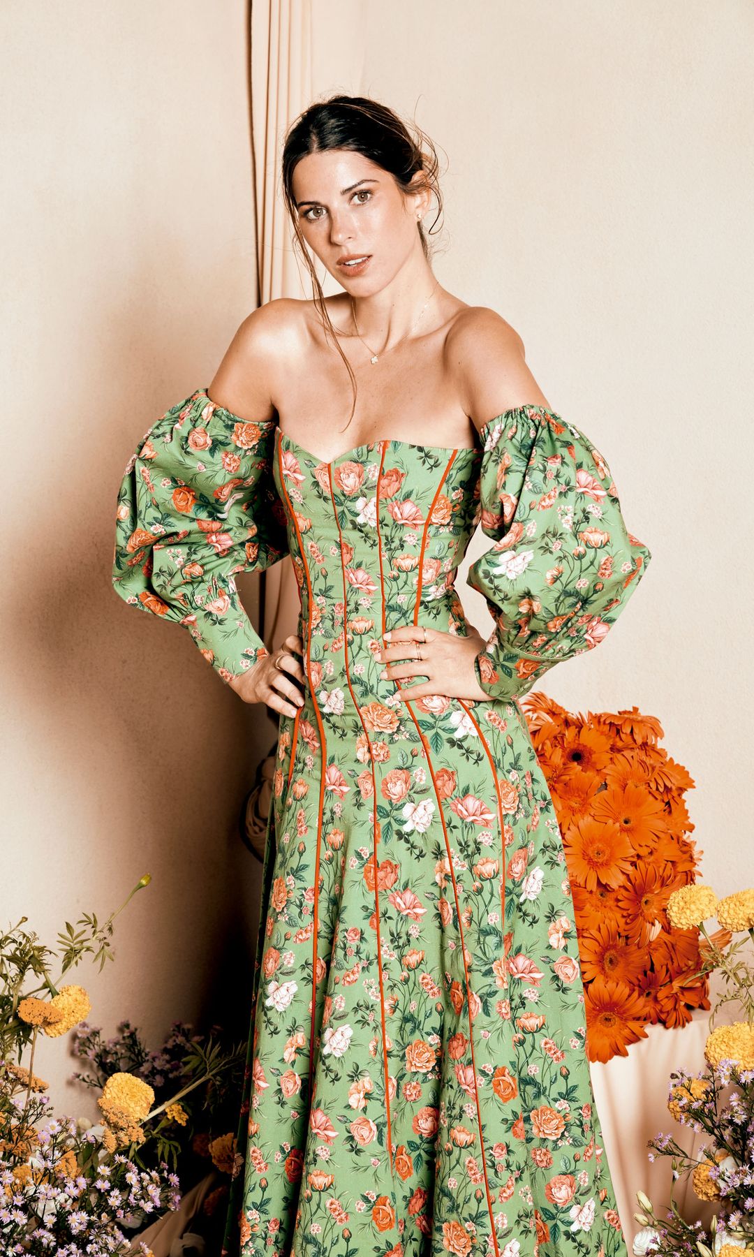 Marta Riumbau posa con vestido de IQ 
