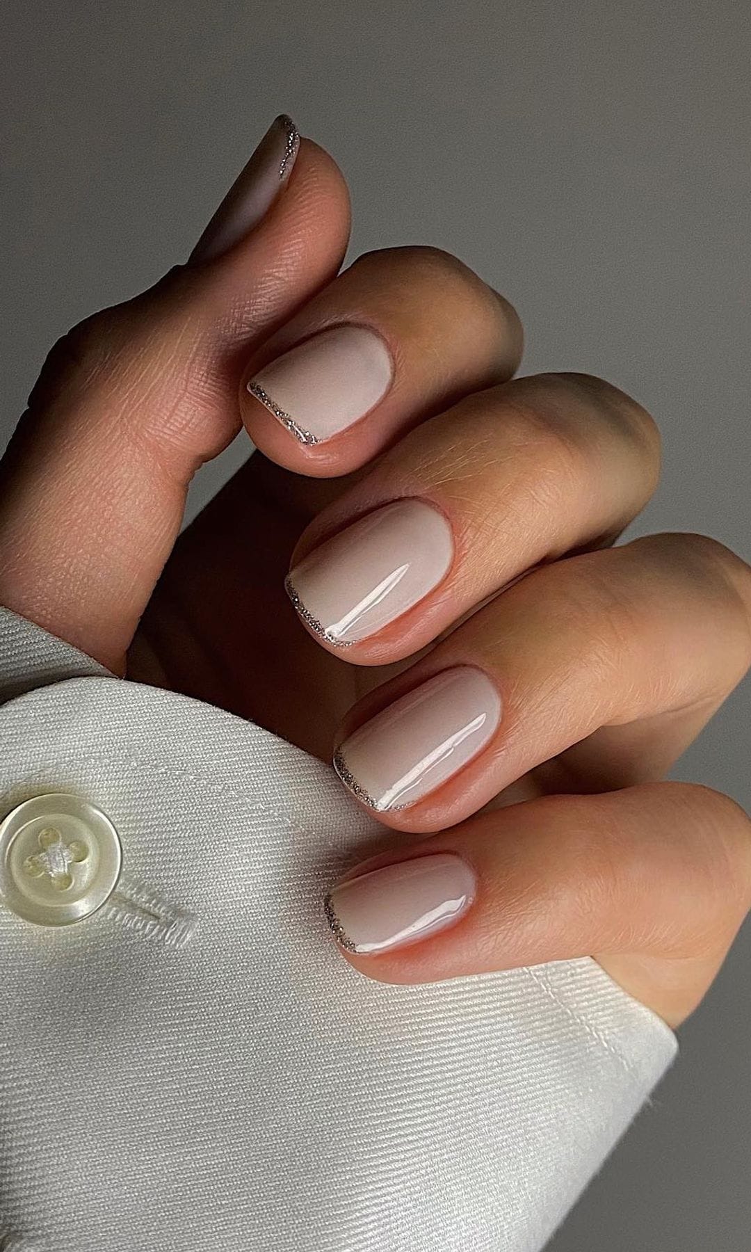 Manicura francesa con brillo