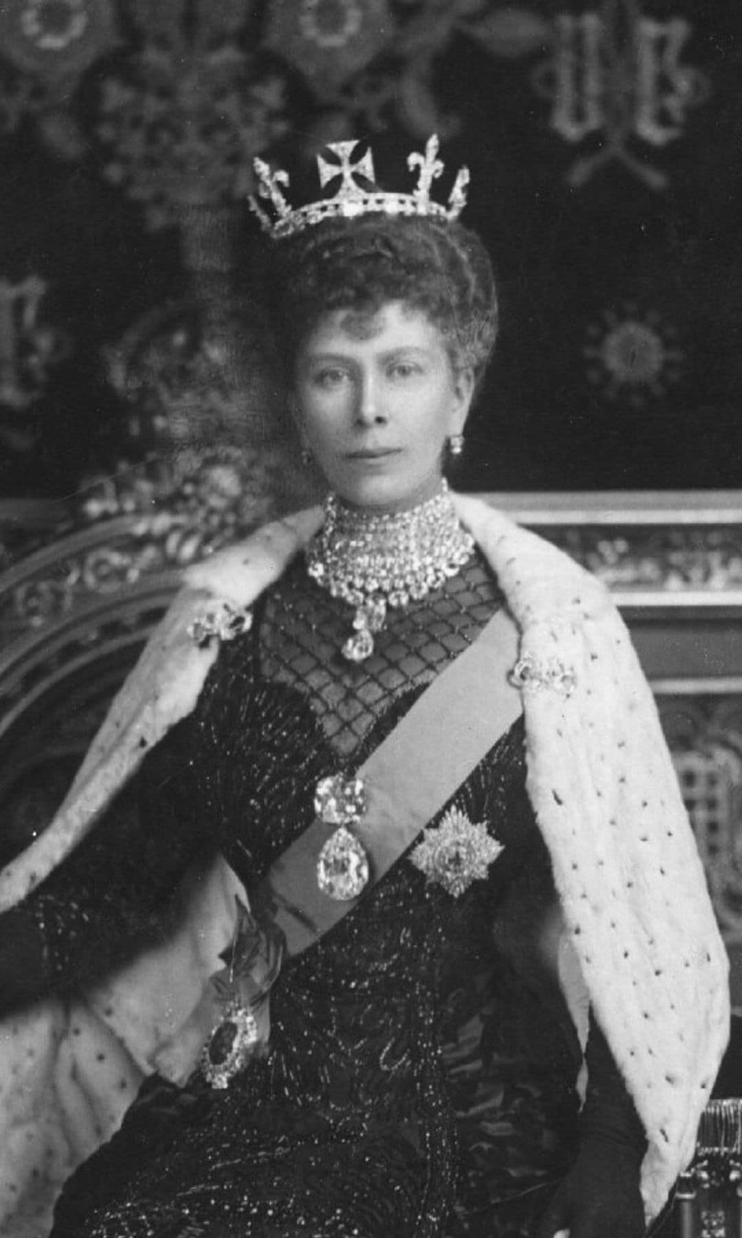 El broche 'granny chips'.