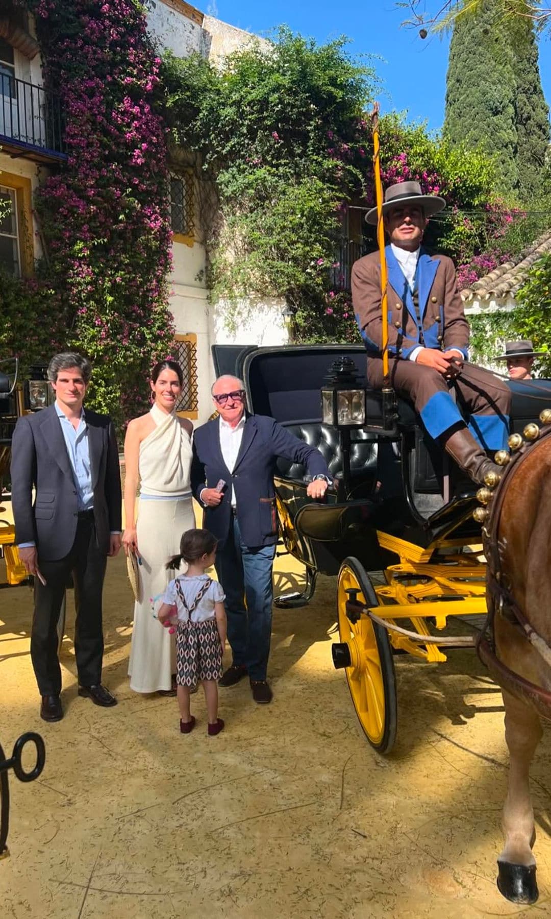 Los duques de Huéscar con Alberto Morillas