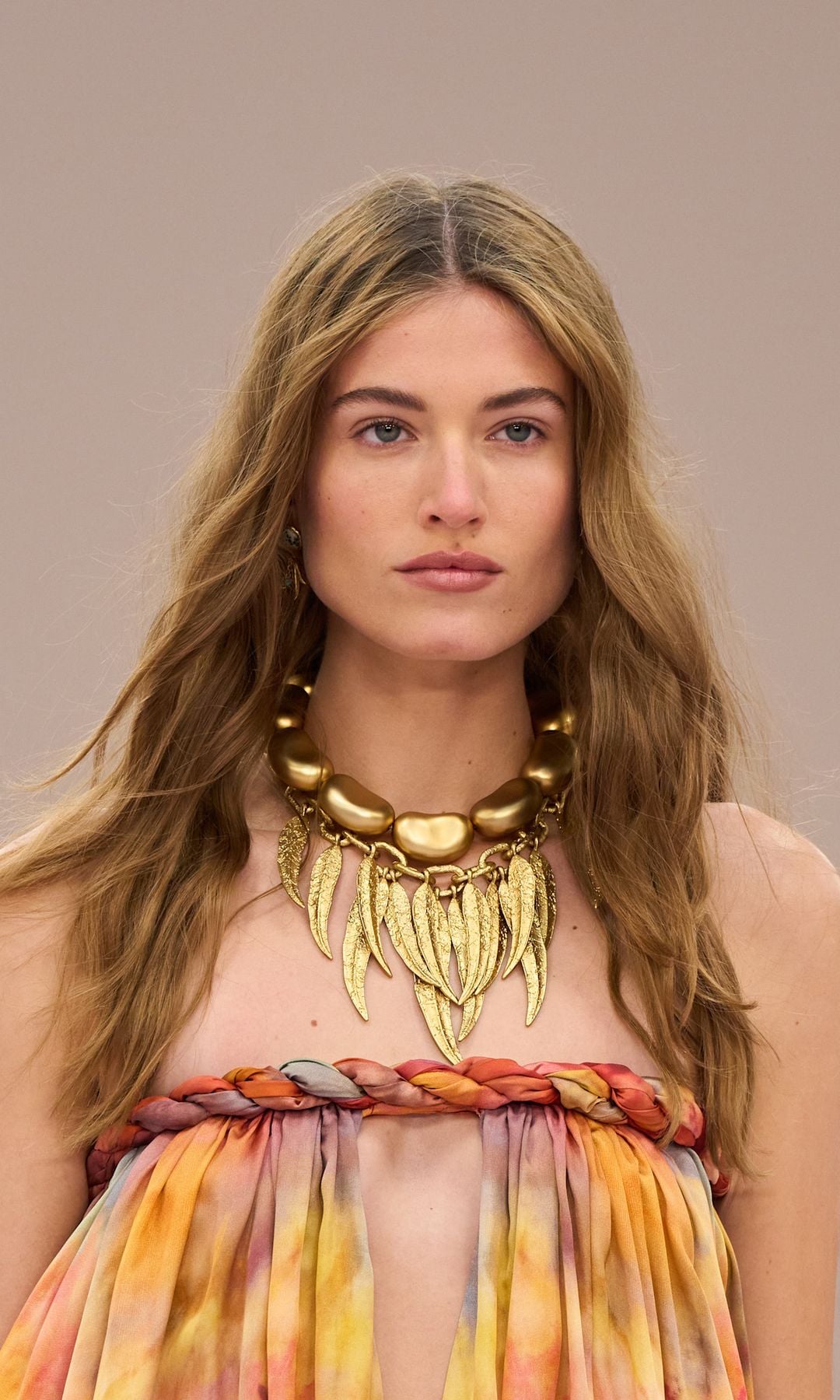 ¿El secreto para una melena larga y sana? La vitamina B12