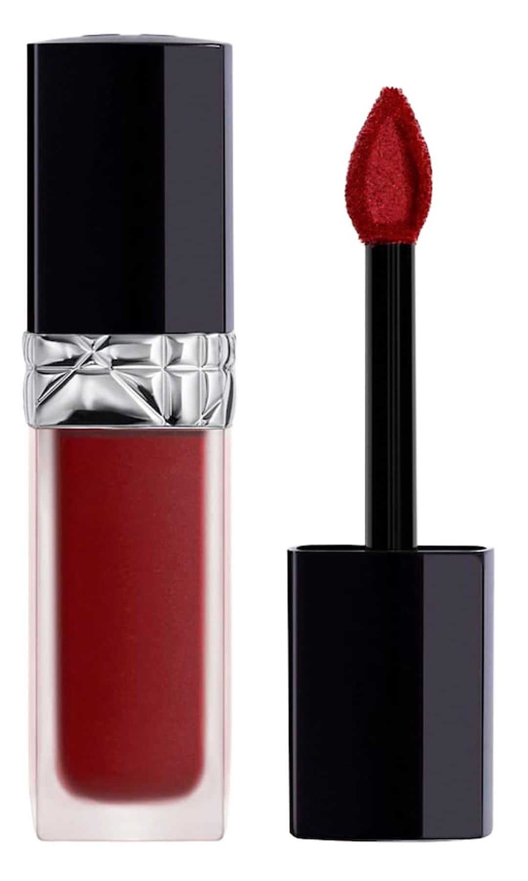 Mate y líquido: Rouge Dior Forever Liquid en tono 934 (47 €), de Dior