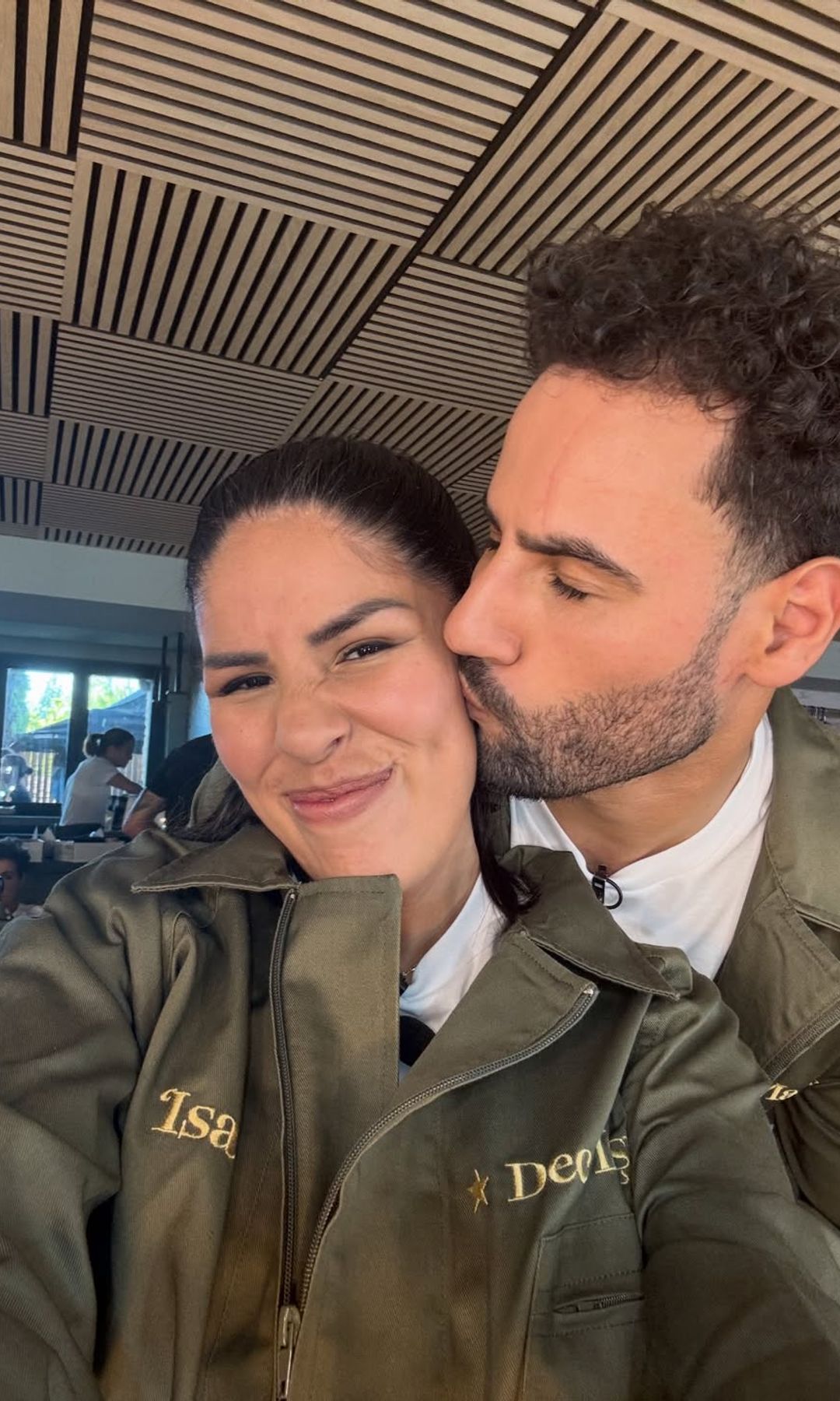 Isa Pantoja con su pareja, Asraf Beno