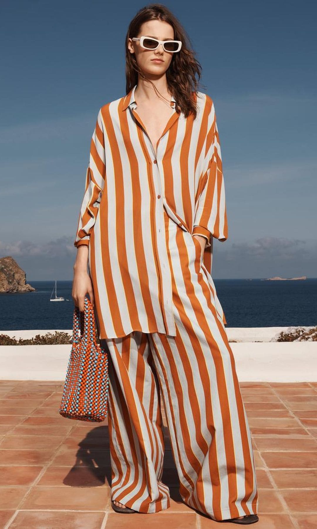 pantalones anchos de rayas