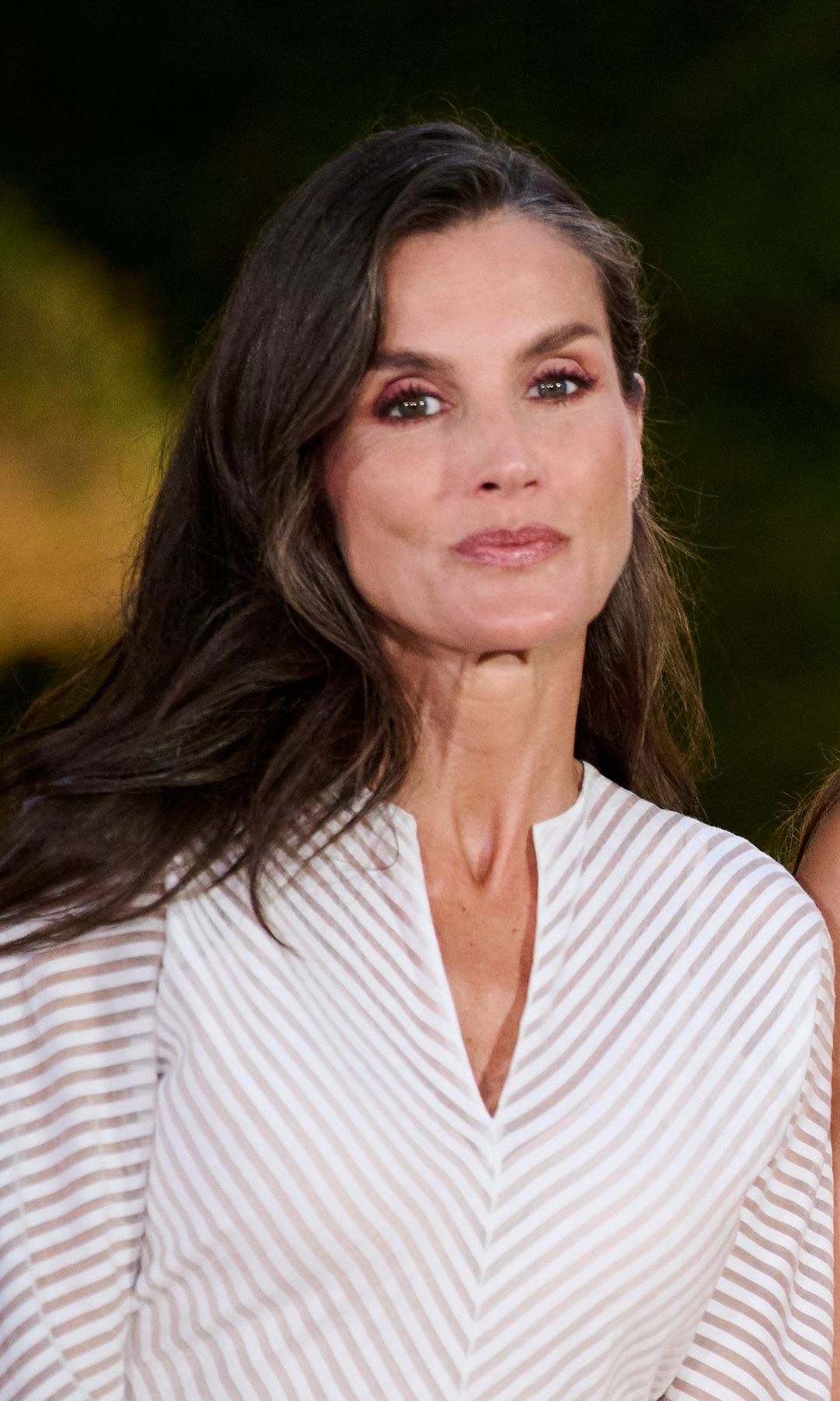 PALMA DE MALLORCA, SPAIN - AUGUST 04: Queen Letizia of Spain hosts a dinner for authorities at the Marivent Palace on August 04, 2026 in Palma de Mallorca, Spain. (Photo by Carlos Alvarez/Getty Images)