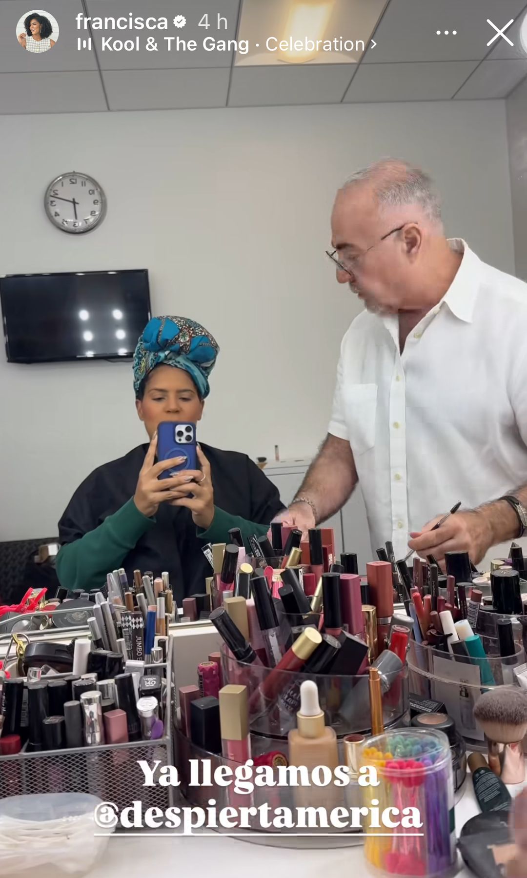 Francisca, en maquillaje y peinado, previo a su reaparición en 'Despierta América'.