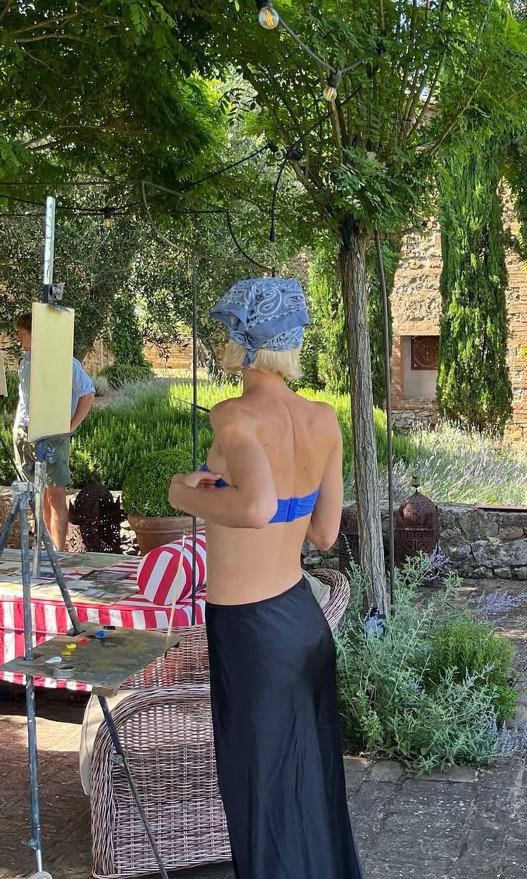 Olympia de Grecia sorprende posando en bikini con su novio argentino