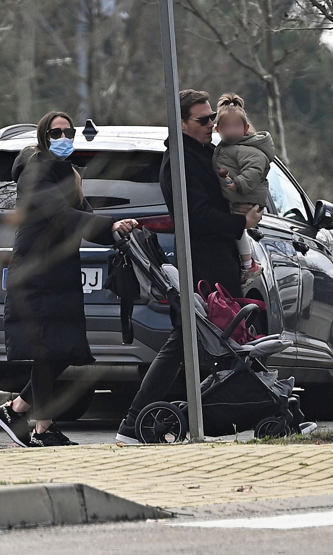 Albert Rivera y Malú con su hija Lucía el 27 de febrero de 2022 en Madrid