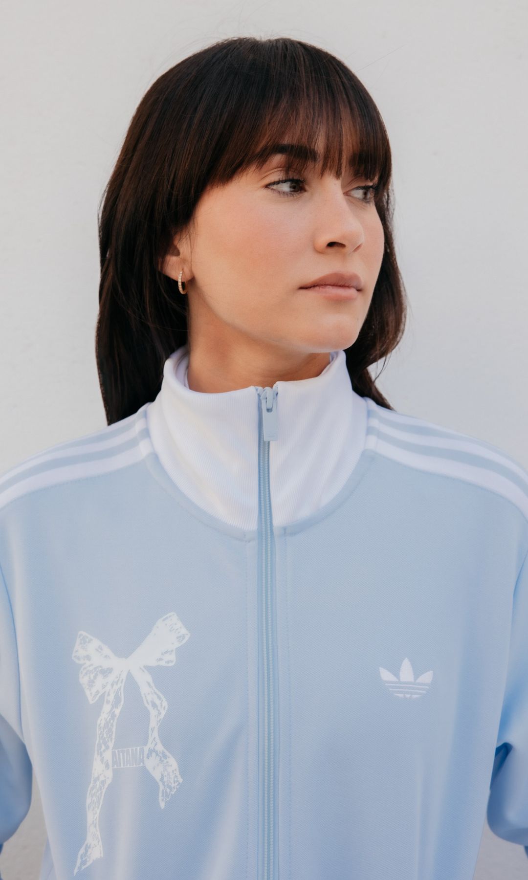 Aitana con look deportivo de Adidas