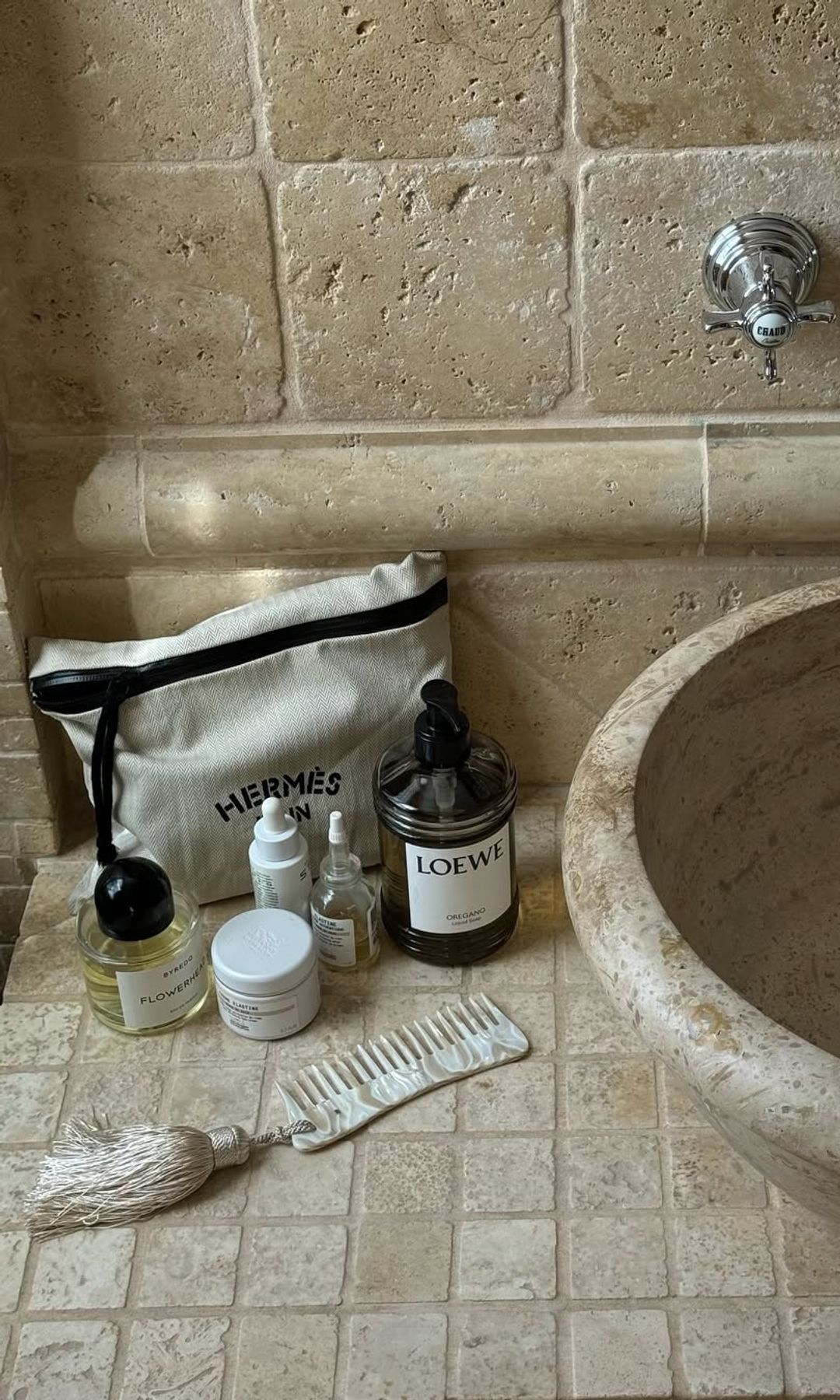 Cosméticos en el baño