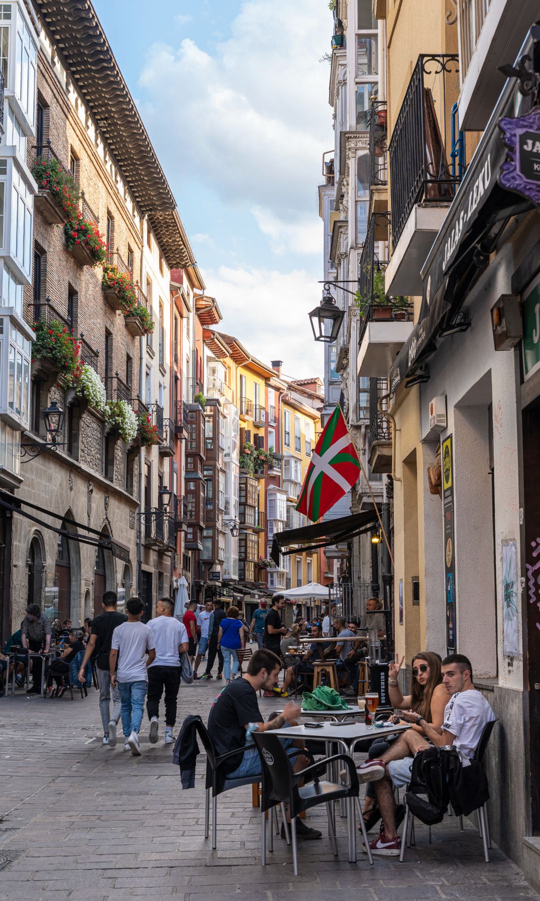 De pinchos por el casco histórico de Vitoria