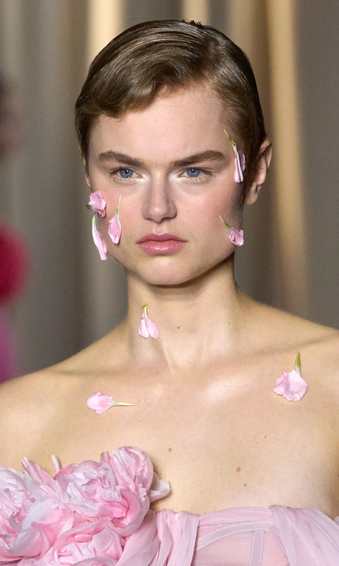 Sasja van der Jagt, para Giambattista Valli Alta Costura