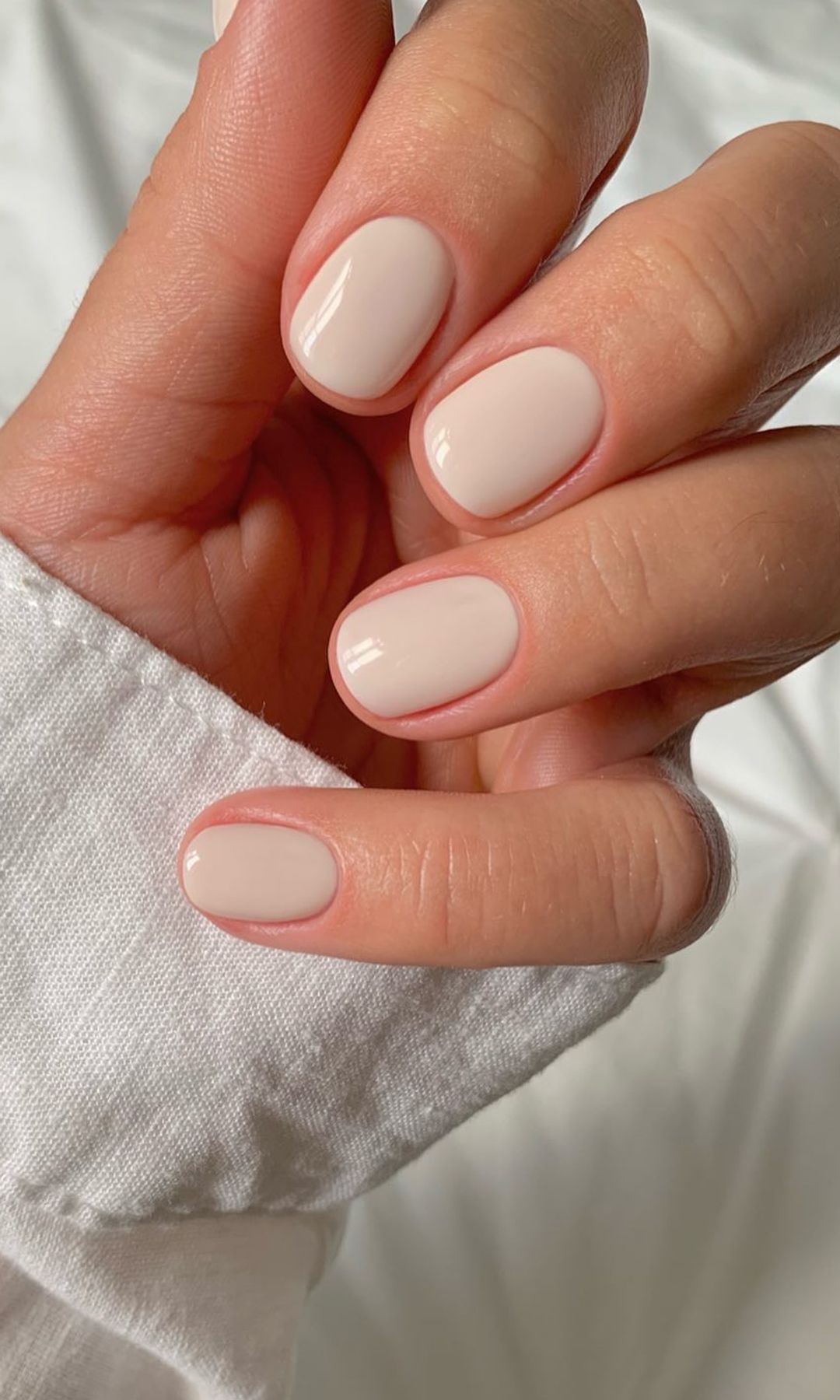 Manicura en tonos nude