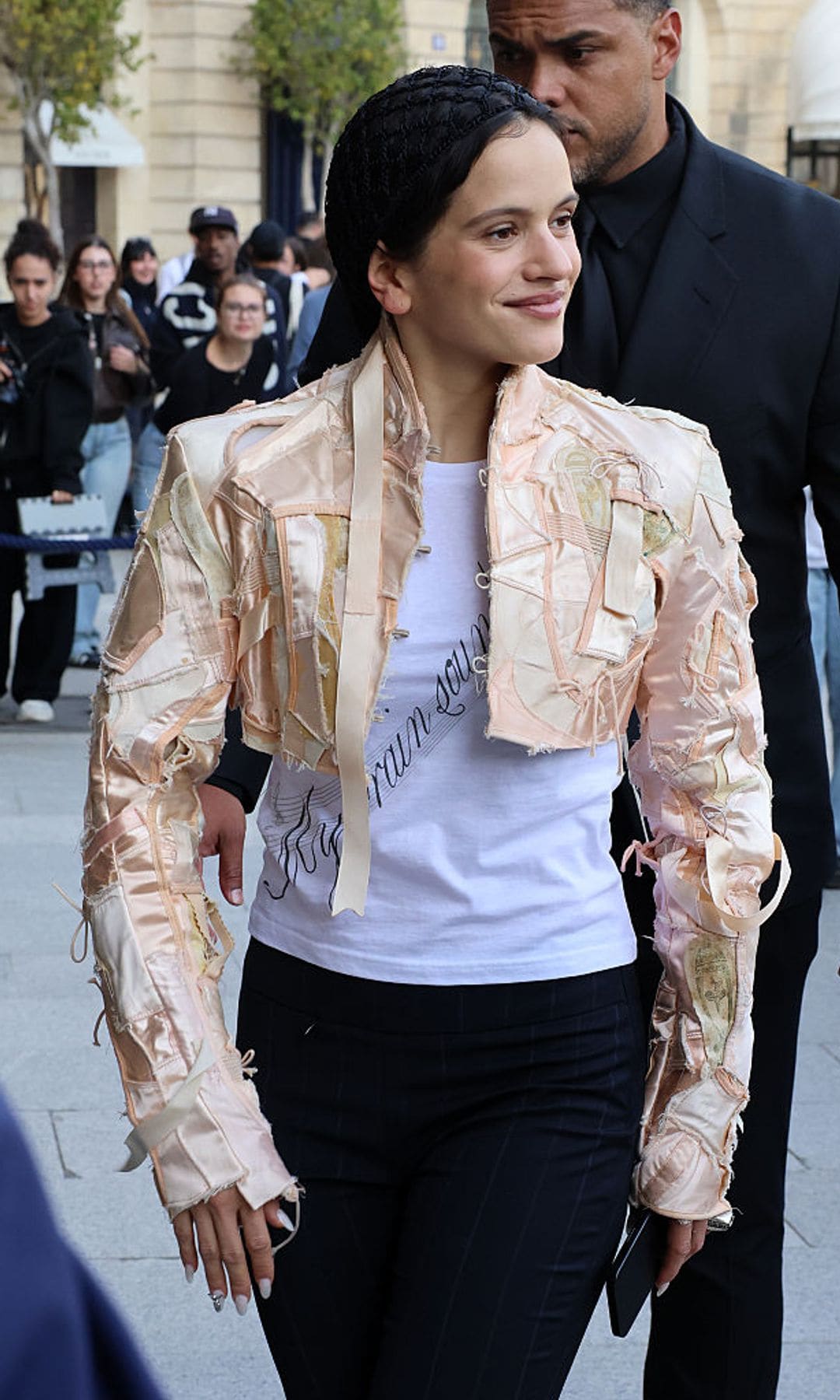 MODA El fenómeno del nuevo álbum de Rosalía en la moda: las tendencias que va a marcar LUX según los expertos