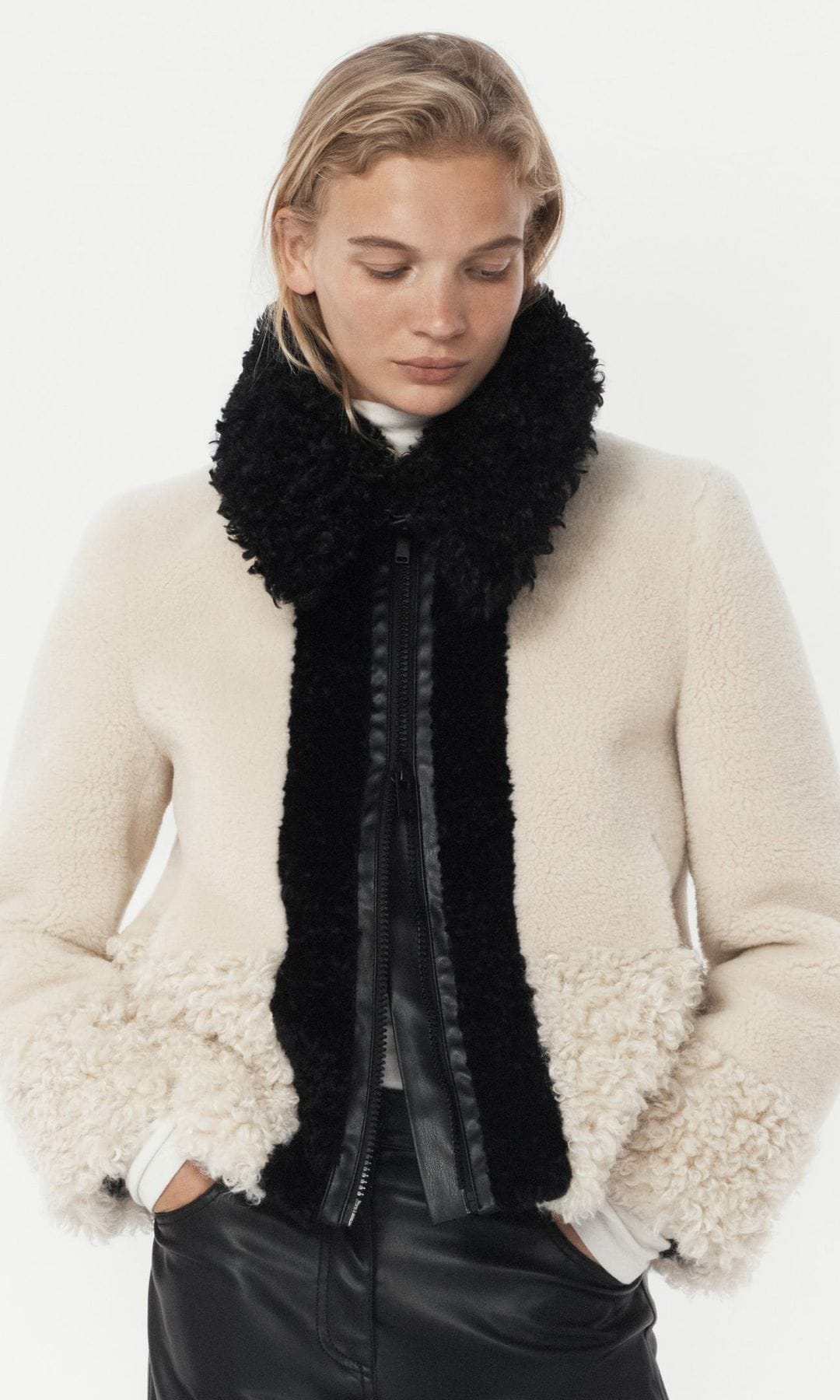 Chaquetas especiales de Zara para las cenas de Navidad que podrás reciclar en la oficina