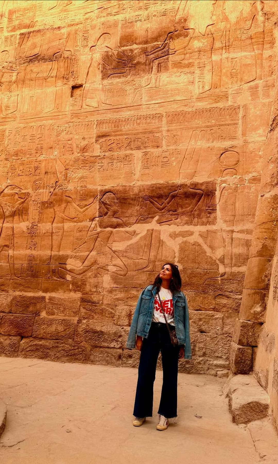 Nuria Roca durante un viaje a Egipto