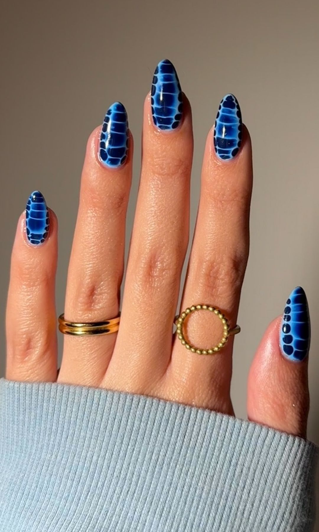 Manicura marina de manchas