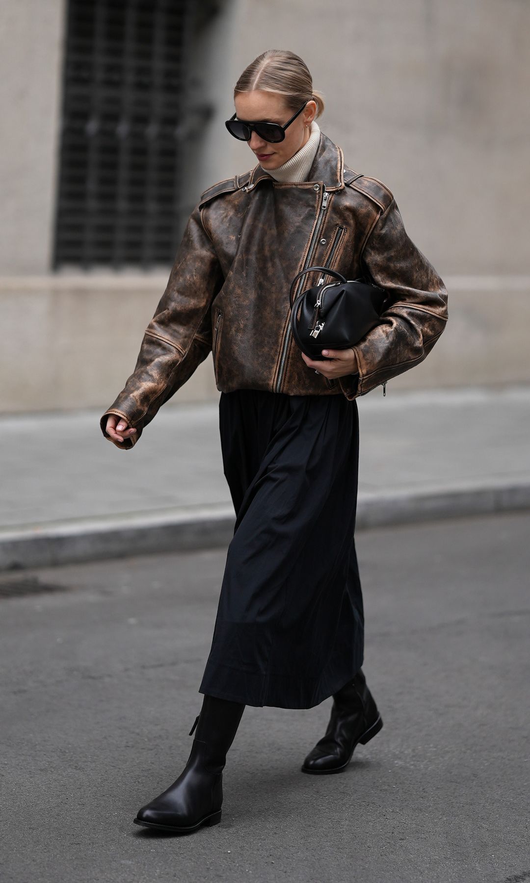 La chaqueta de piel por la que me preguntan siempre mis amigas es vintage: te ayudo a encontrar el diseño perfecto