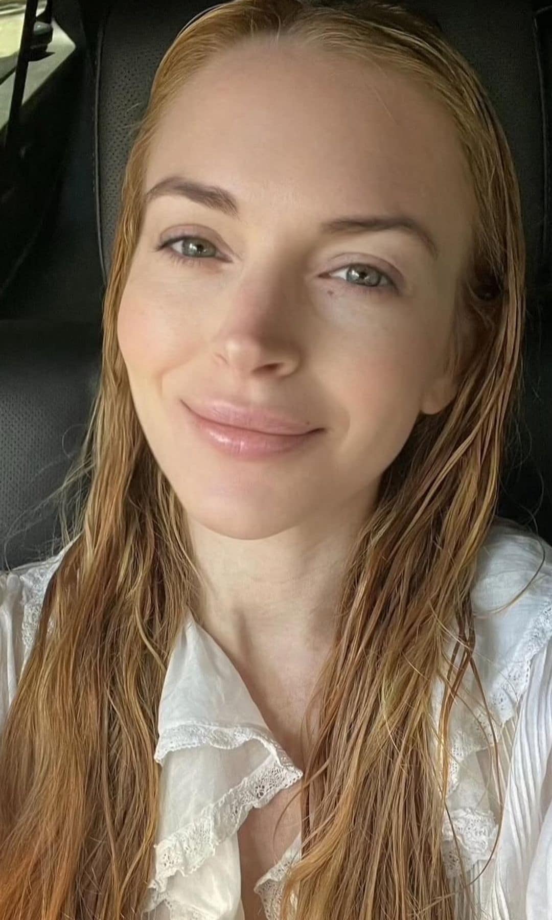 Lindsay Lohan se ha dejado ver sin maquillaje en redes sociales