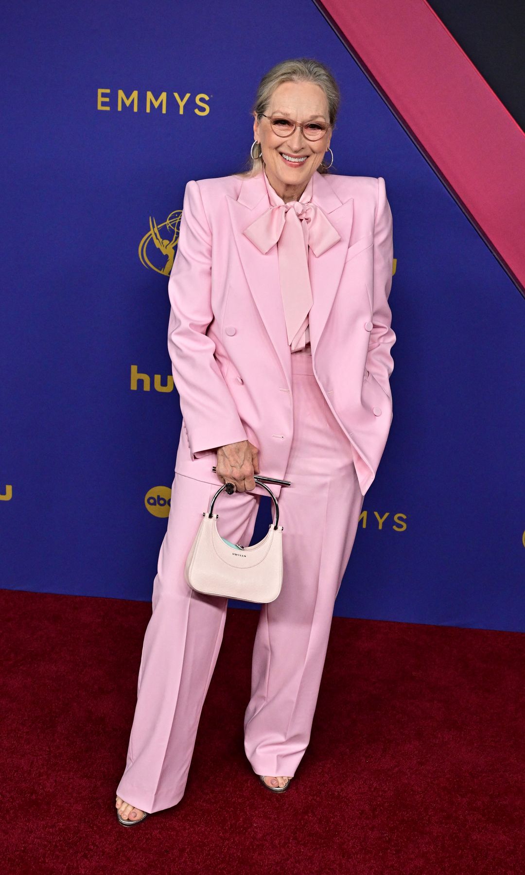 Los colores pastel traen vida a tu outfit