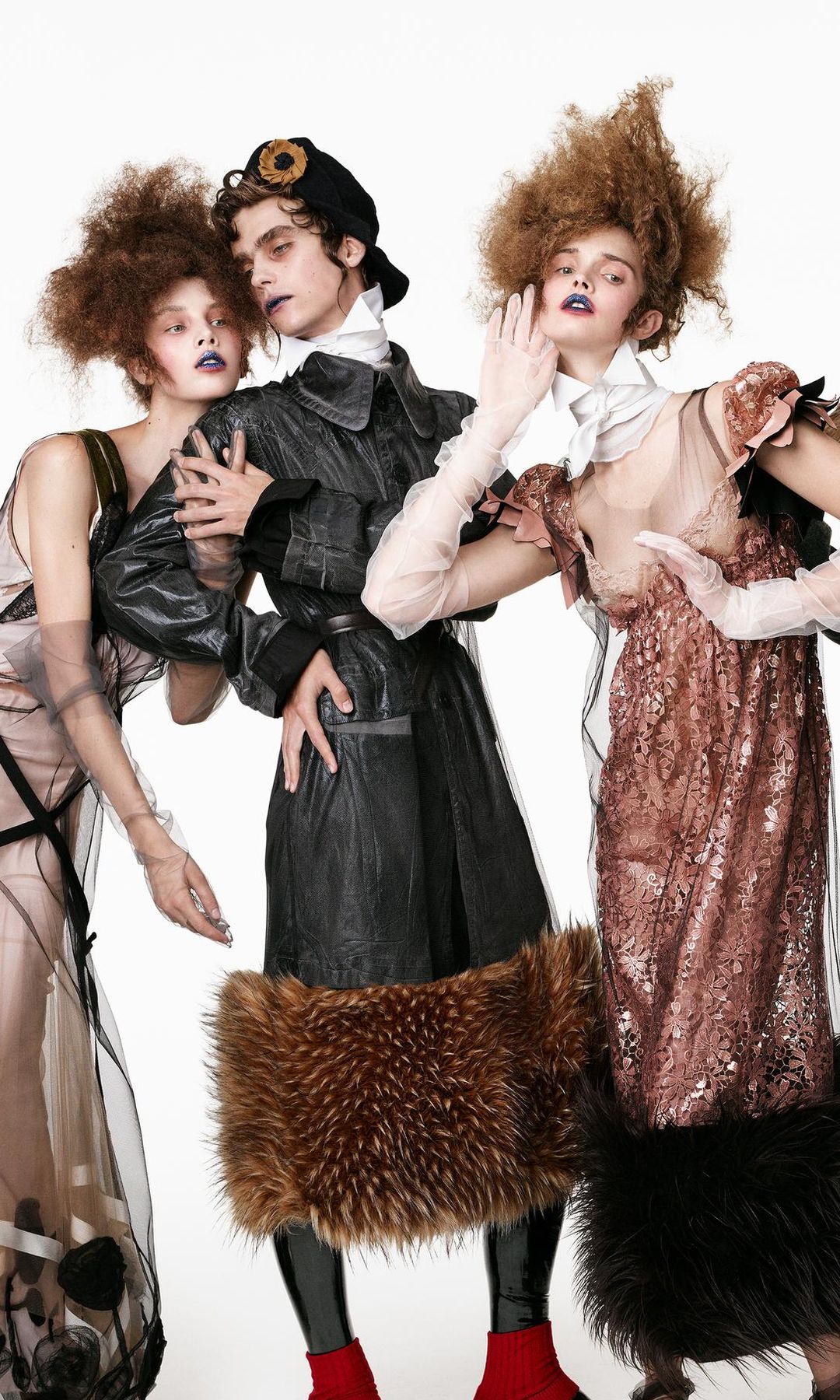 Lo dice la primera colección de John Galliano para Zara: las chaquetas napoleón son la gran tendencia del otoño 2026