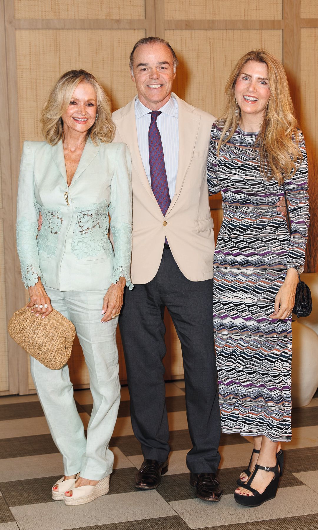 Veva Longoria con Iván Basa Segimón, director general de Lombard España, y Sandra Segimón, de Sushita