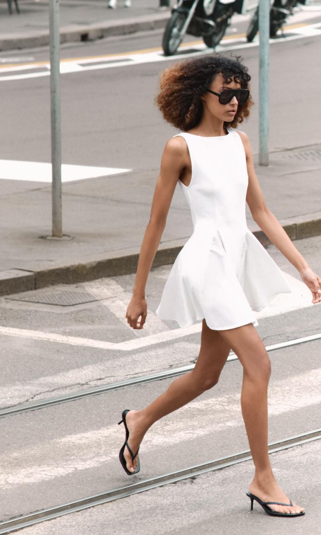 Sandalias de tacón Zara marzo 2026