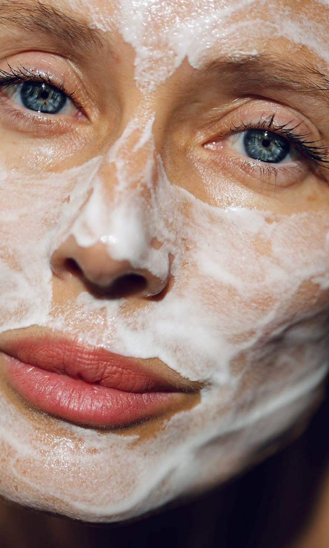 Vanesa Lorenzo haciéndose una limpieza facial