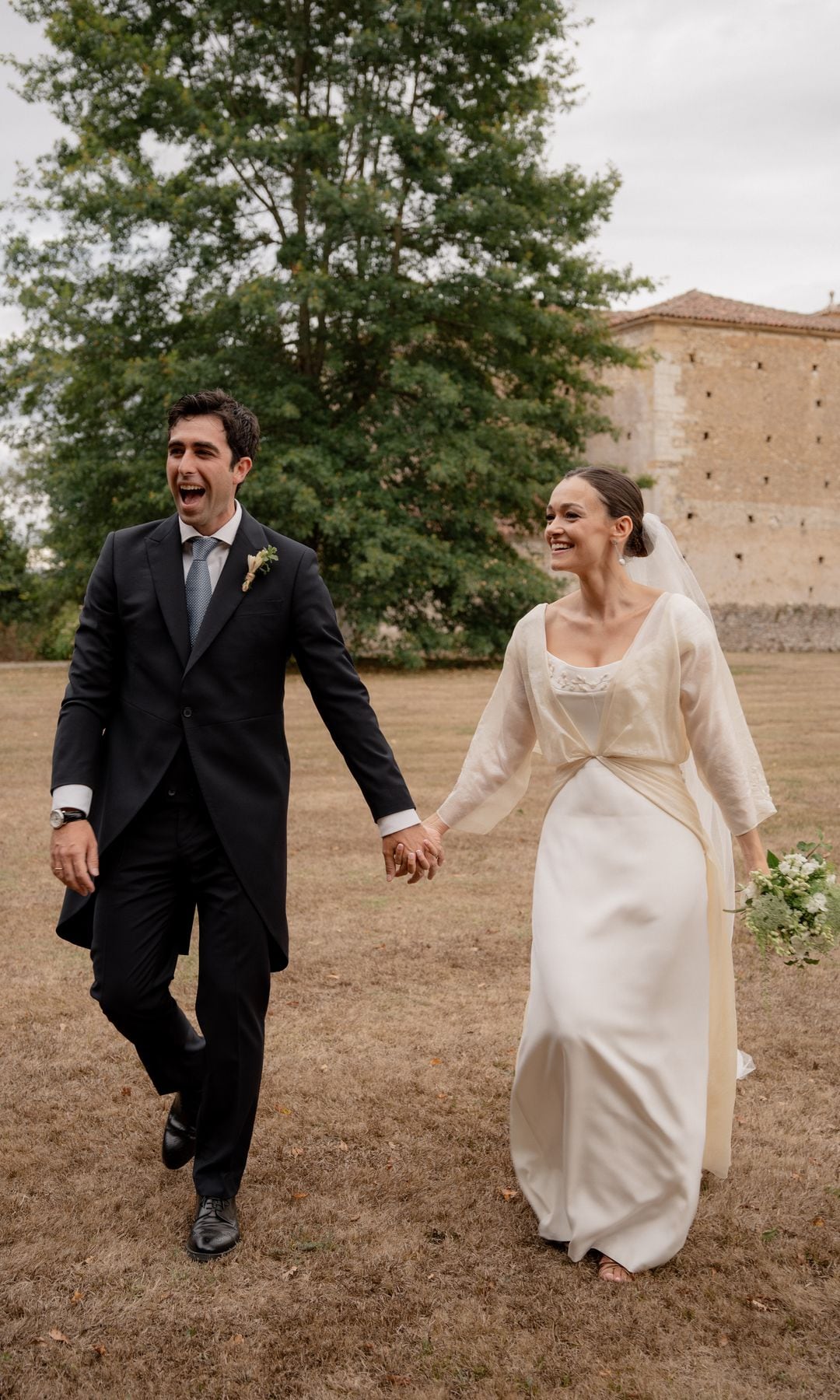 Bordados en plata en vestidos de novia