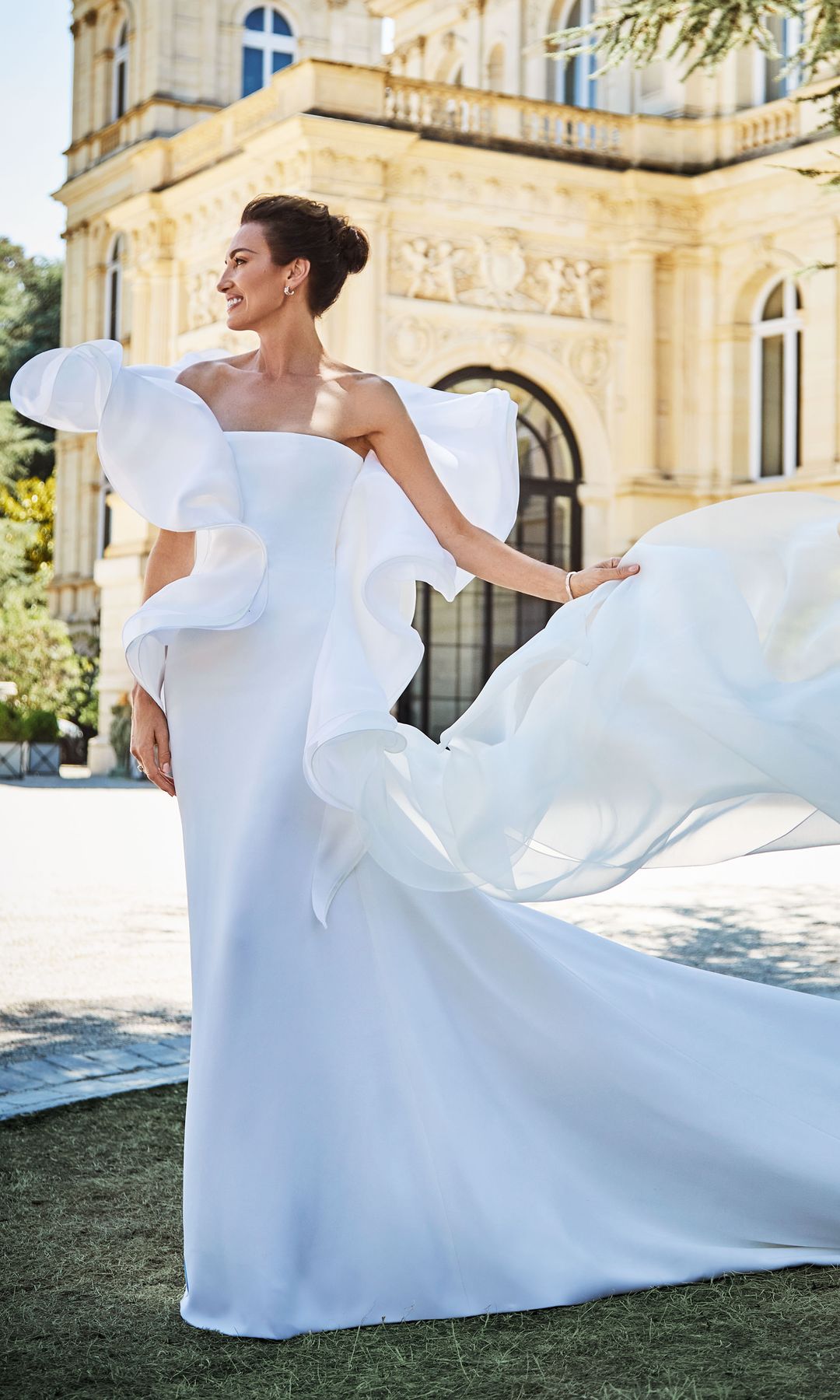 Nieves Álvarez luce su espectacular diseño nupcial