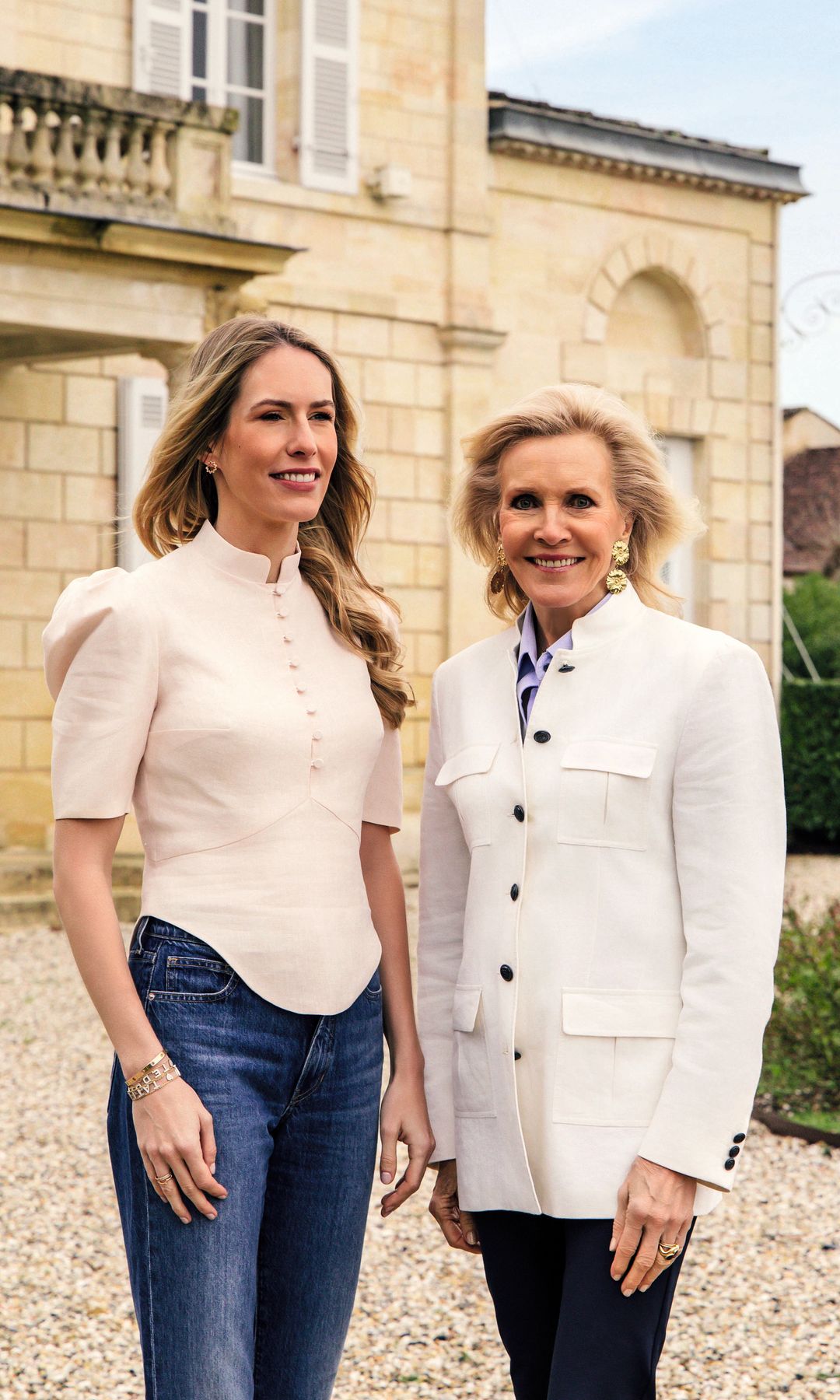 Charlotte posa junto a su madre, Melissa
