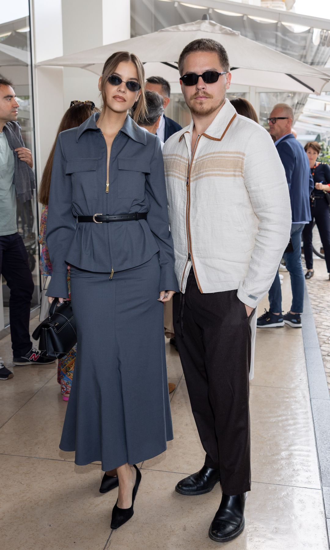 Barbara Palvin y Dylan Sprouse llegaron luciendo espectaculares al Festival de Cannes