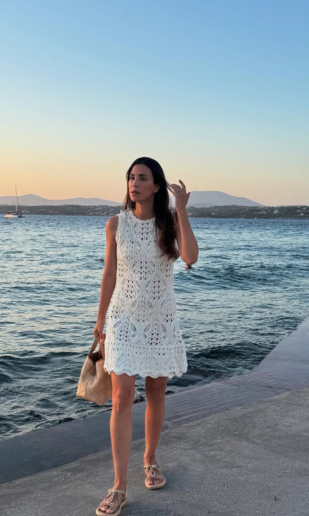 Sassa de Osma con look de Dior en sus vacaciones en Grecia