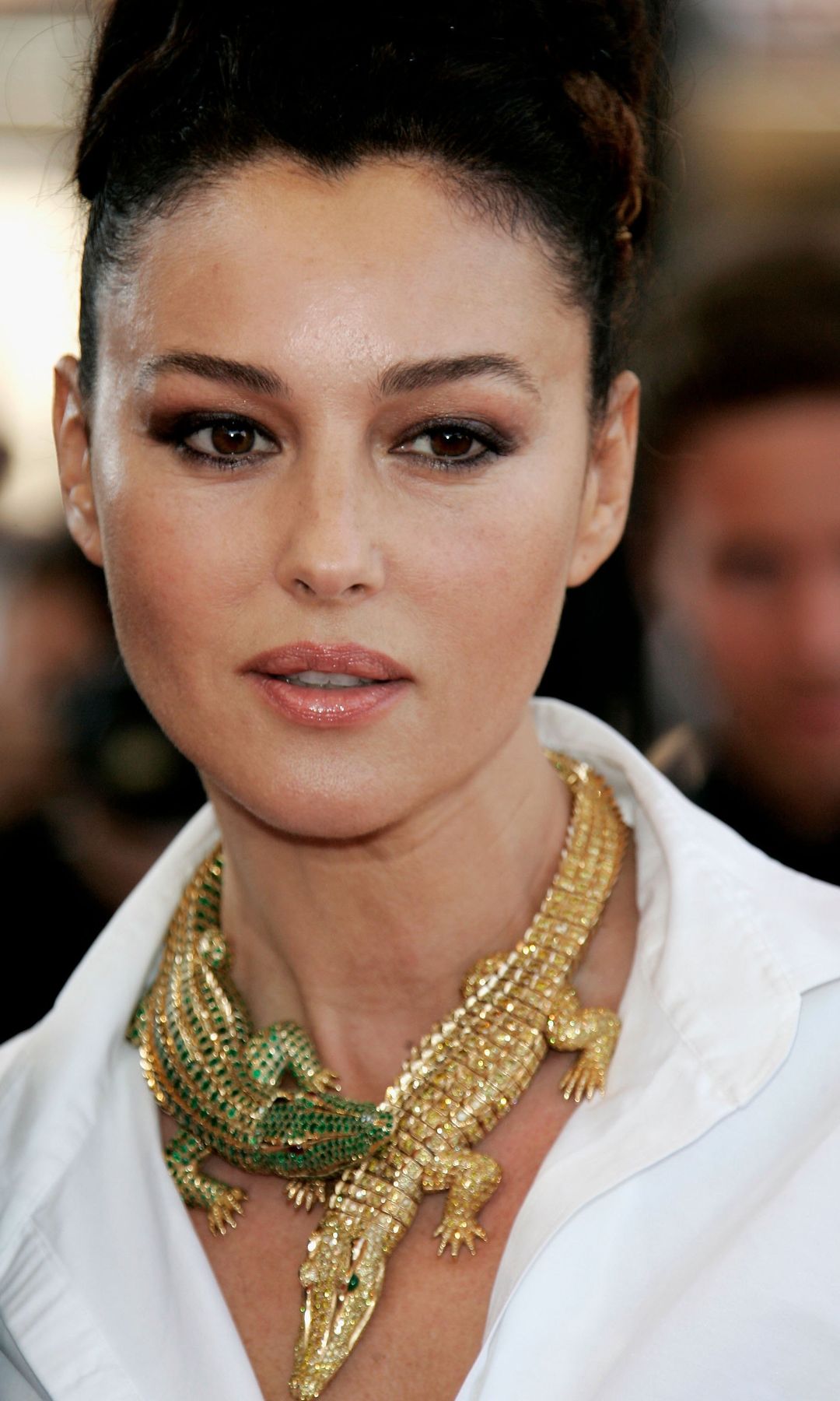 Mónica Bellucci en 2006 con el collar de cocodrilo.