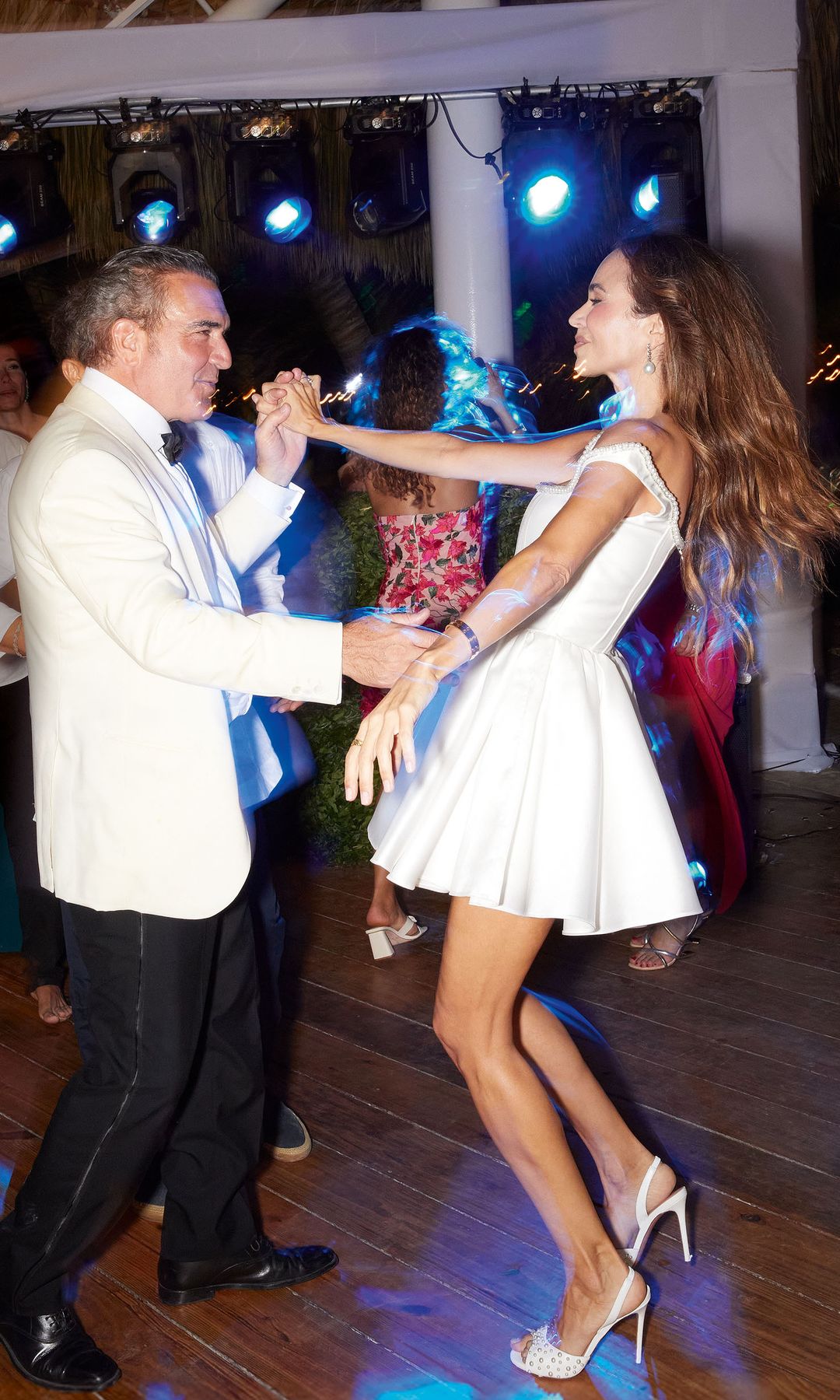 "Un evento como este podía ser atractivo para la gente y de hecho, hemos tenido una gran aceptación", dijeron los novios