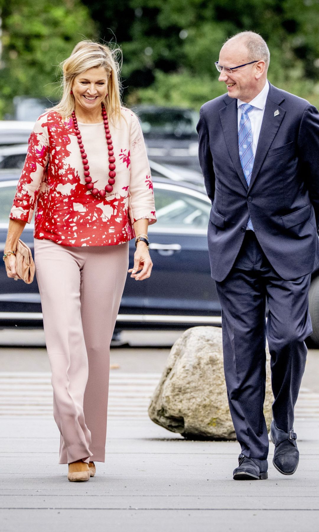 La reina Máxima de Holanda durante su visita a la Academia de Policía de Apeldoorn, el 1 de octubre de 2026.